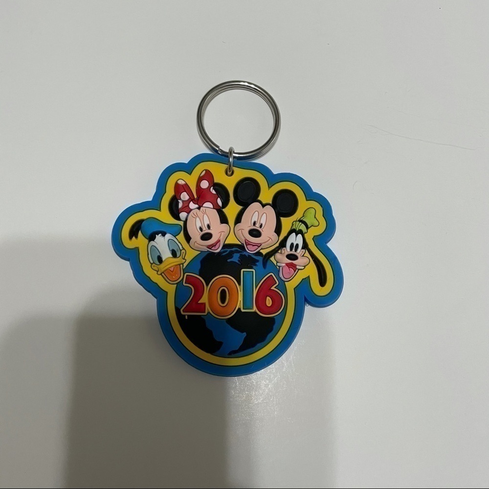 Disney Key Chain​​ - Picture 5 of 9
